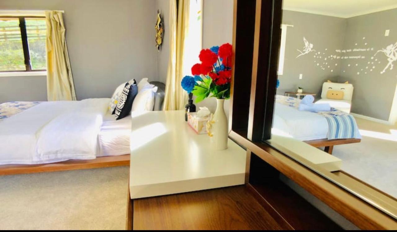 Skyline Mountain View Lodge Up To 16 People โรโตรัว ภายนอก รูปภาพ